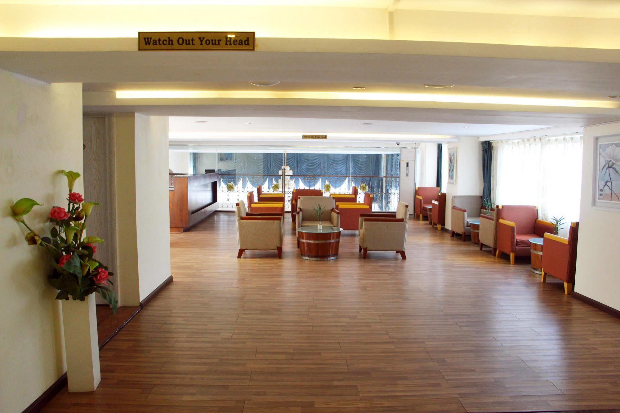 Sunny Holiday Hotel Gyogon Екстер'єр фото