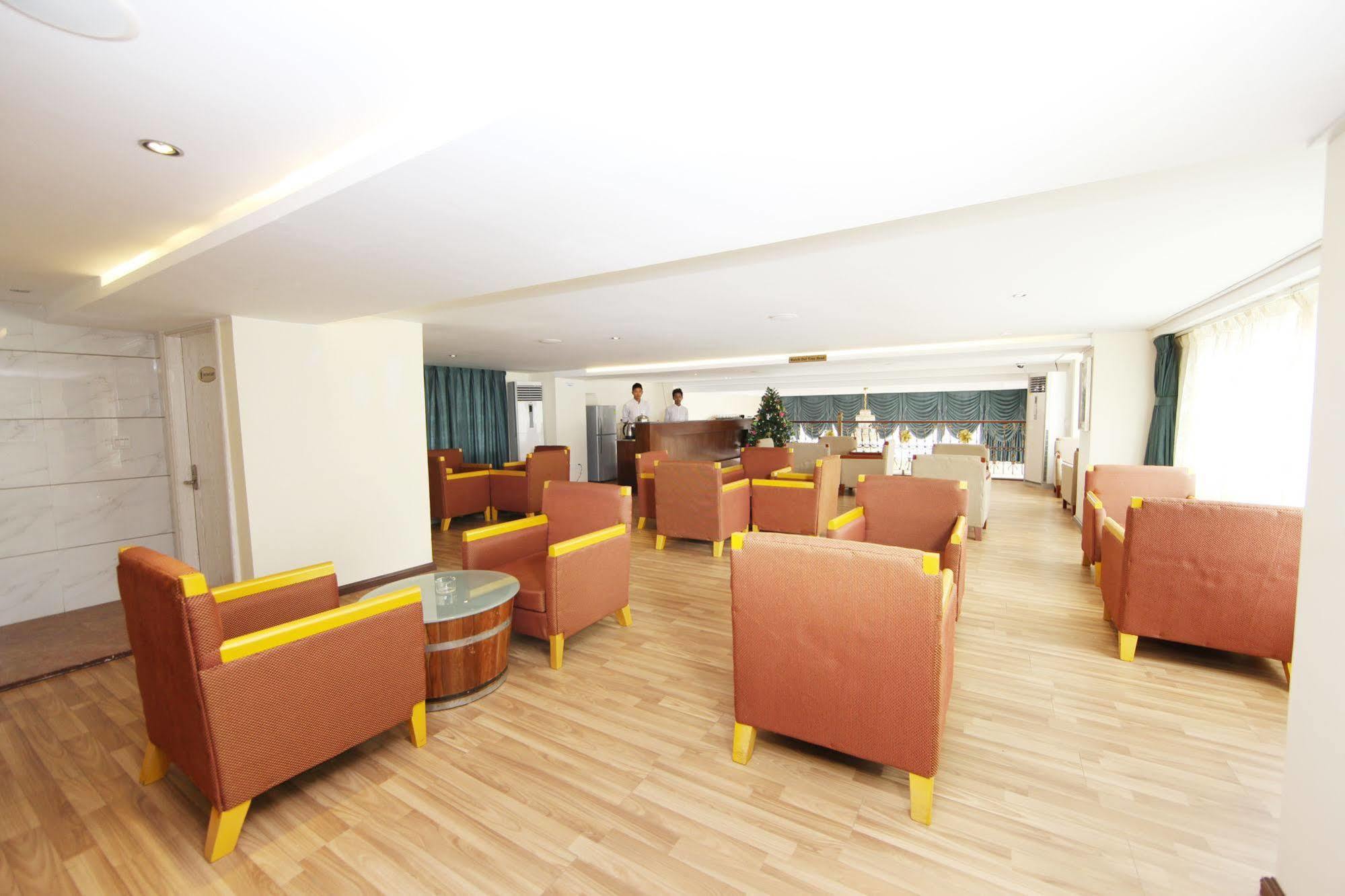 Sunny Holiday Hotel Gyogon Екстер'єр фото
